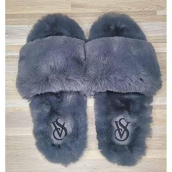 Victoria's Secret Faux Fur Fuzzy Slipper Gray Woman's Size‎ Large - NEW - Picture 1 of 10